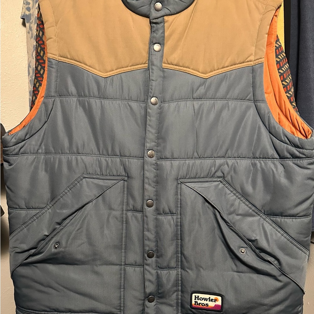 Howler Brothers Men's Blue and Tan Vest